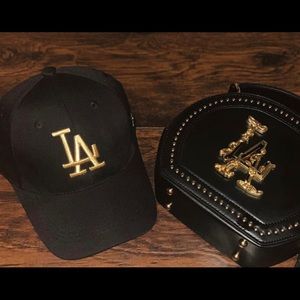 Black L.A purse & hat